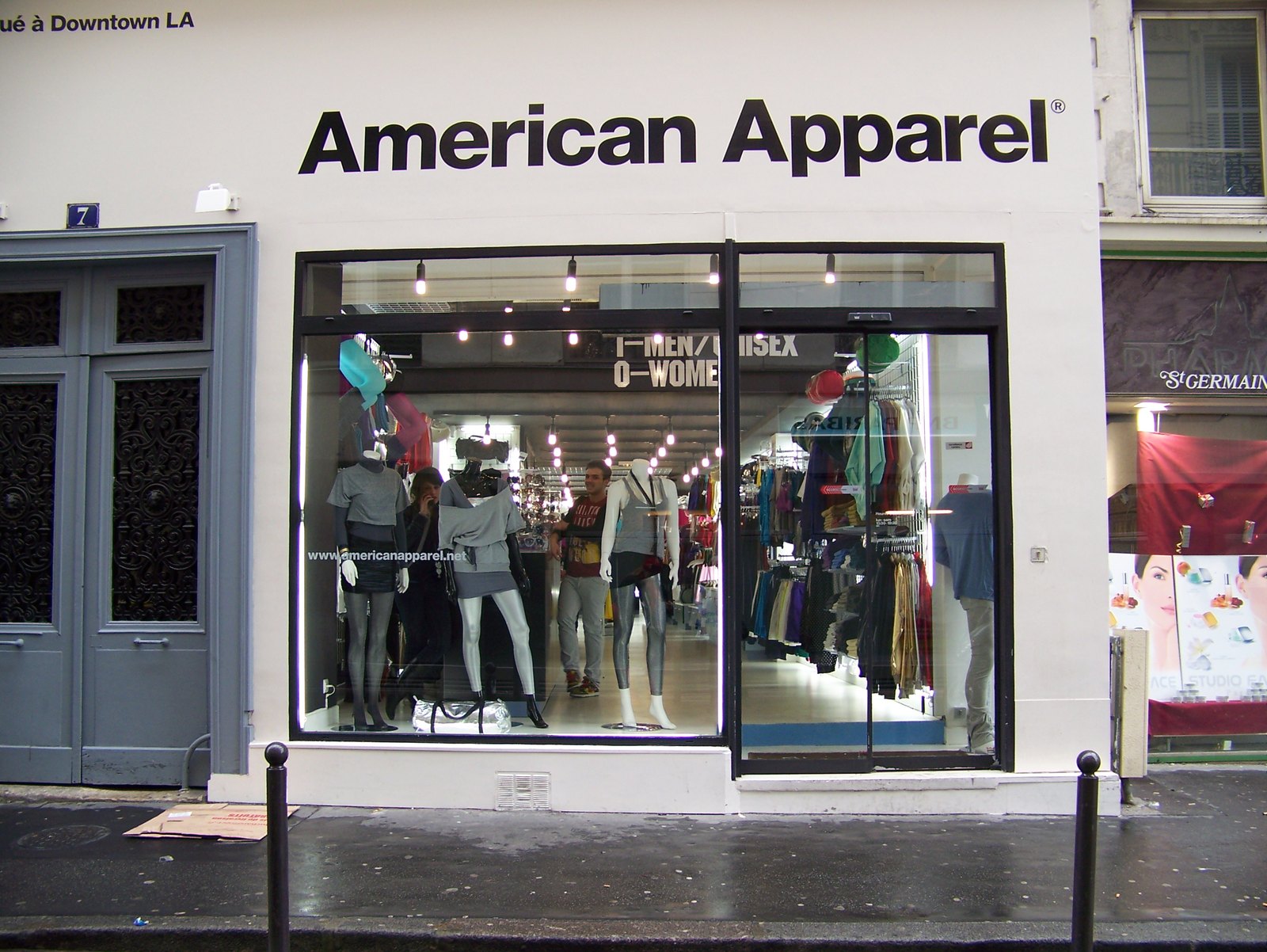 American apparel boutique facade – Le Blog de Betty