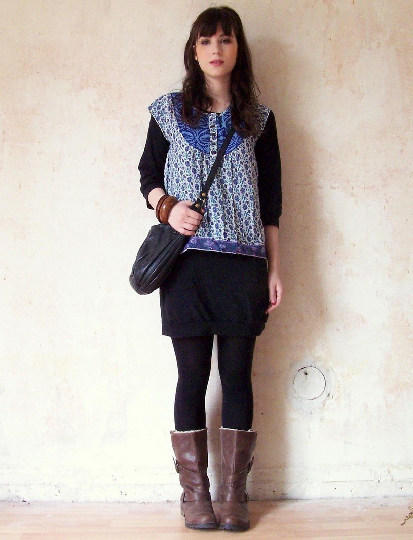 Asos blouse imprimee bleue bottes – Le Blog de Betty