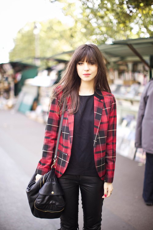 Blazer tartan rouge sac noir – Le Blog de Betty