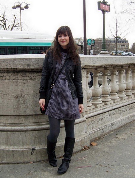 Blouse plumetis manteau noir pont – Le Blog de Betty