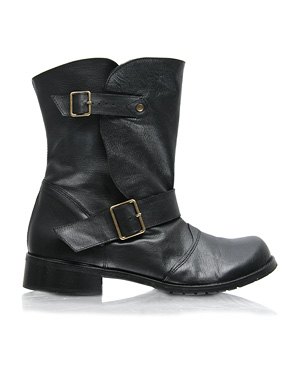 Bottes motardes noires boucles – Le Blog de Betty