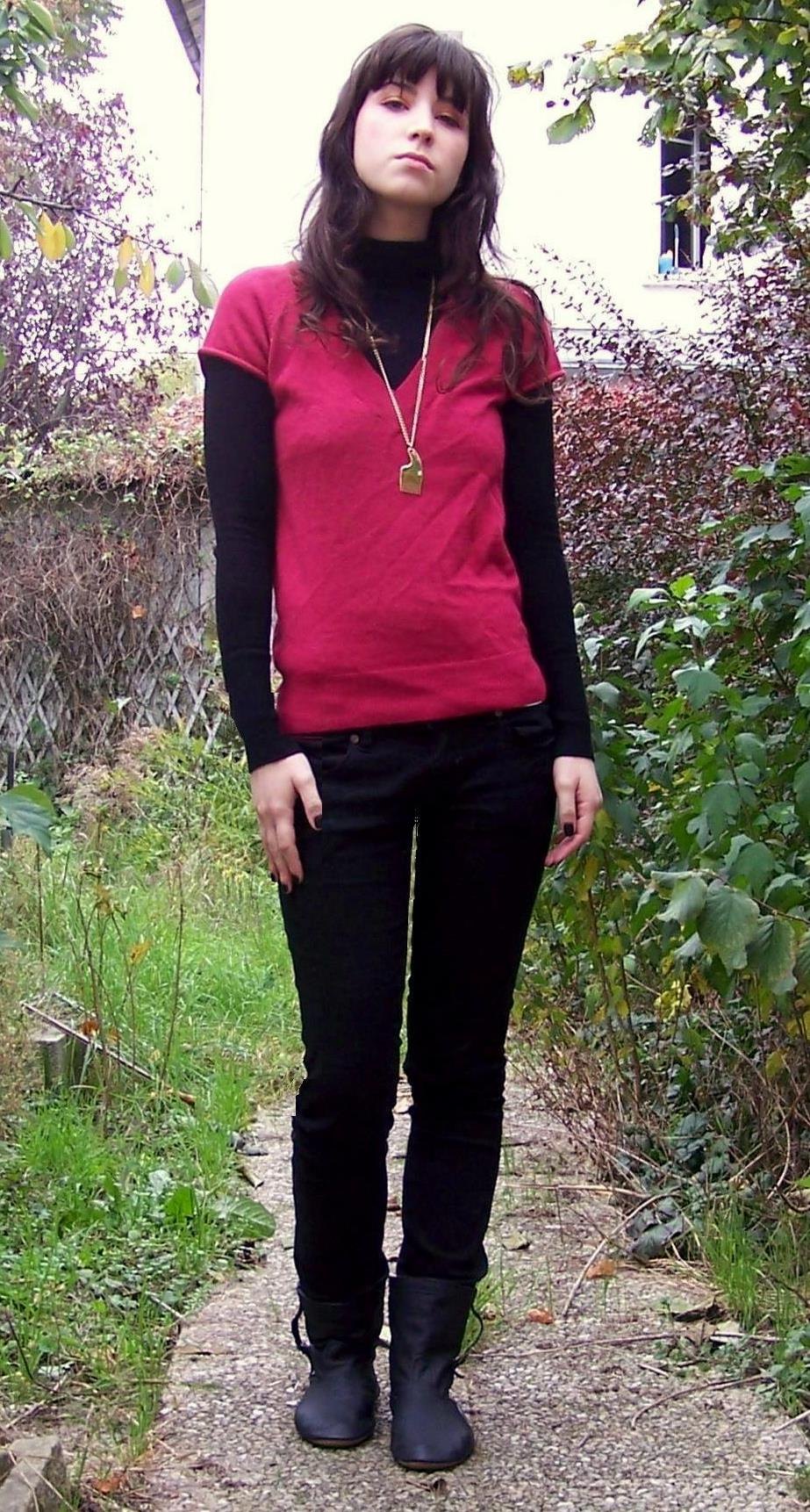 Bottes ninja pull rouge jean – Le Blog de Betty