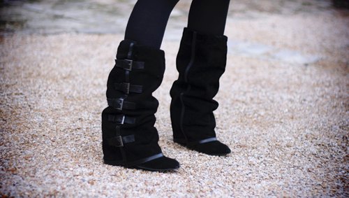 Bottes noires plissees – Le Blog de Betty
