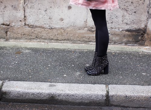 Bottines cloutees trottoir – Le Blog de Betty