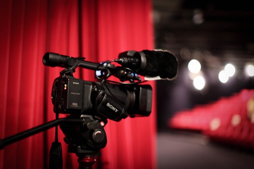 Cannes camera tapis rouge – Le Blog de Betty