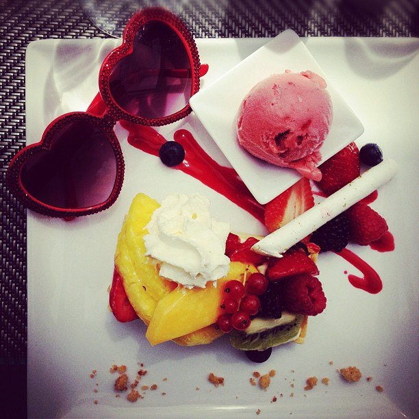 Cannes dessert lunettes coeur – Le Blog de Betty