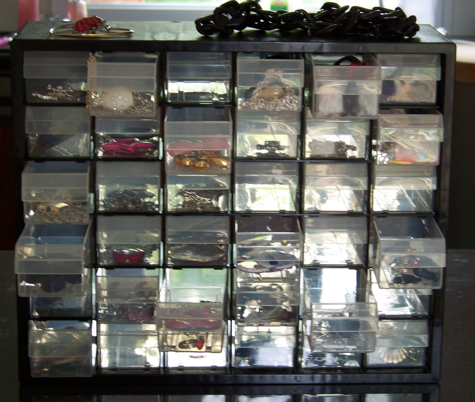 Casier bijoux ouvert – Le Blog de Betty