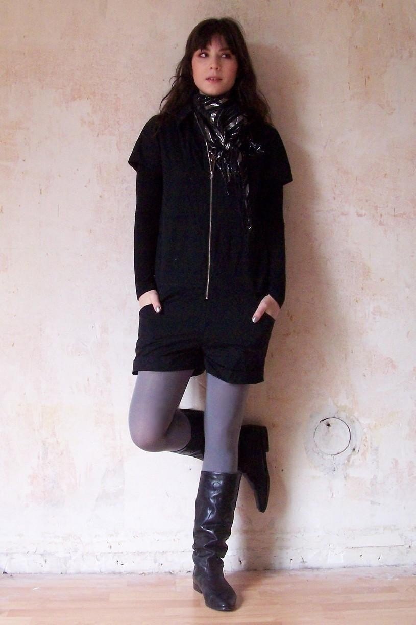 Combishort noir collants gris – Le Blog de Betty