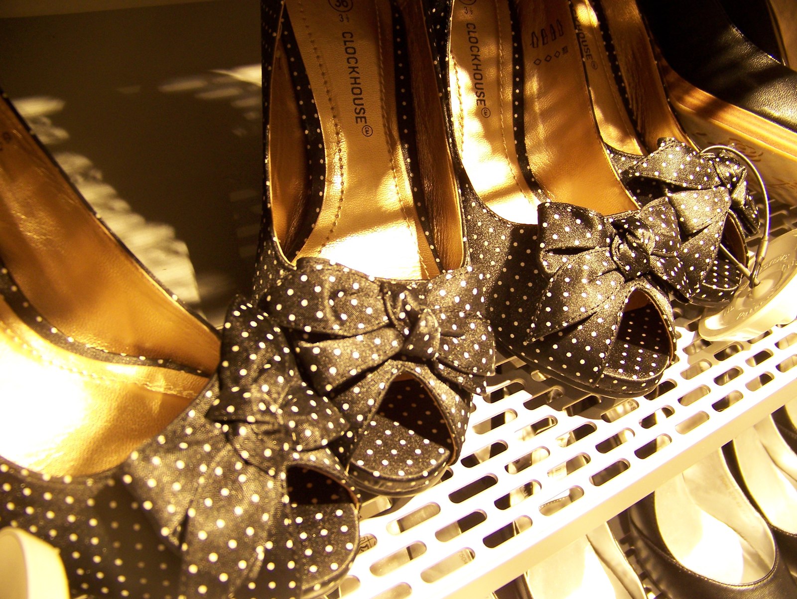 Escarpins pois noeud c and a – Le Blog de Betty