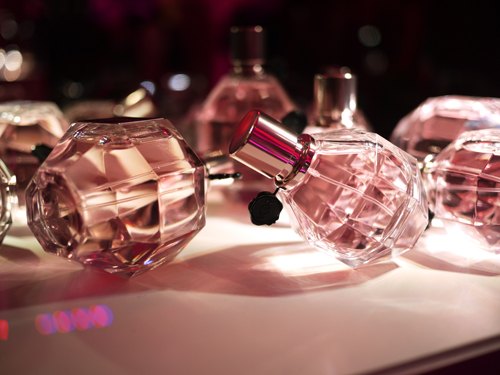 Flacons parfum flowerbomb – Le Blog de Betty