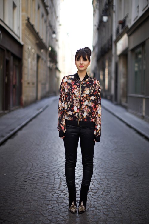 Fleurs bomber fleuri jean noir – Le Blog de Betty