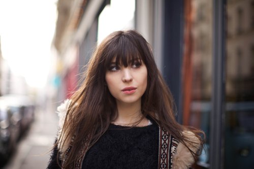 Gilet ethnique fourrure portrait – Le Blog de Betty