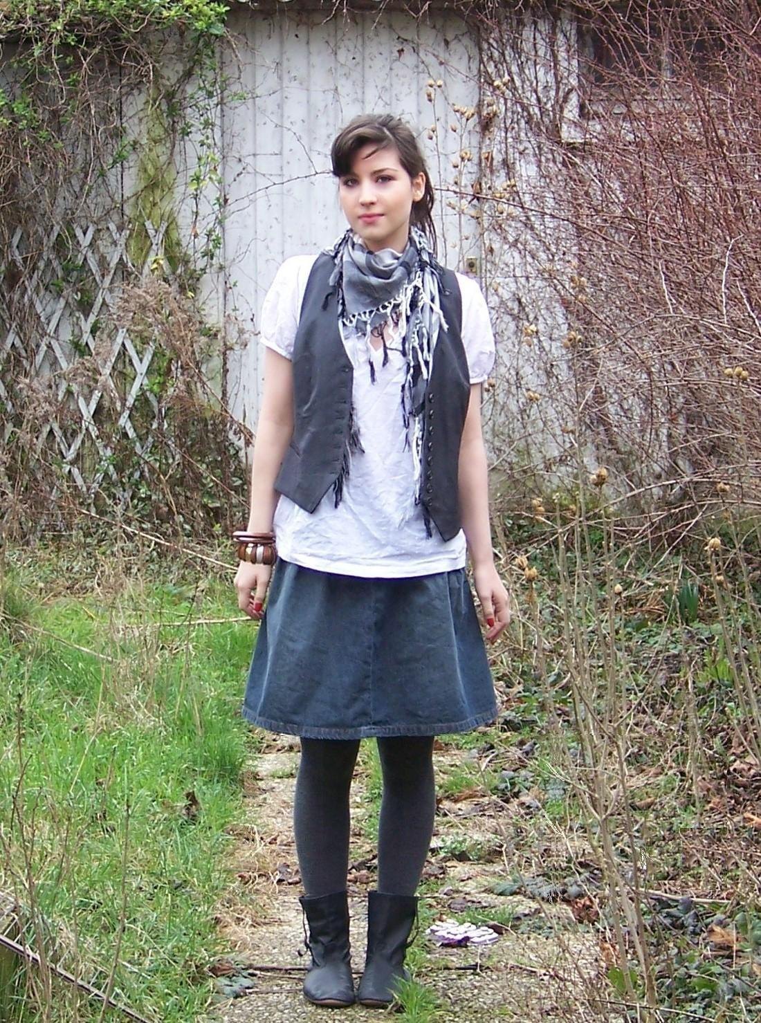 Gilet homme jupe jean foulard – Le Blog de Betty