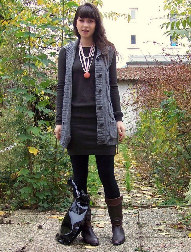 Gilet long gris collier macaron – Le Blog de Betty