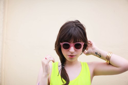 Hello july lunettes coeur top jaune fluo – Le Blog de Betty