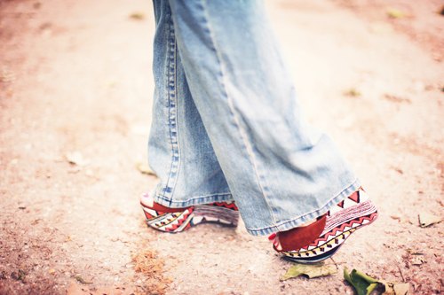 Jean flare sandales compensees – Le Blog de Betty