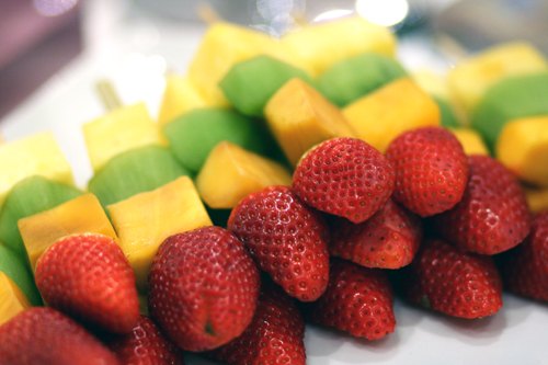 Londres brochettes fruits – Le Blog de Betty