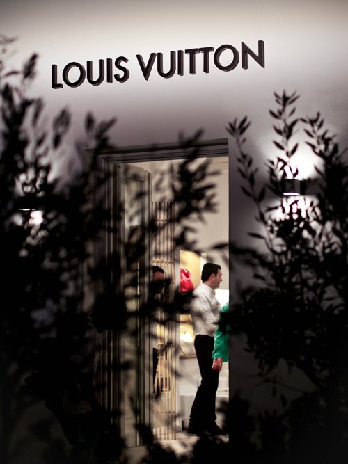 Louis vuitton mykonos entree nuit – Le Blog de Betty