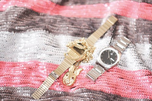Montres sur jupe sequins – Le Blog de Betty