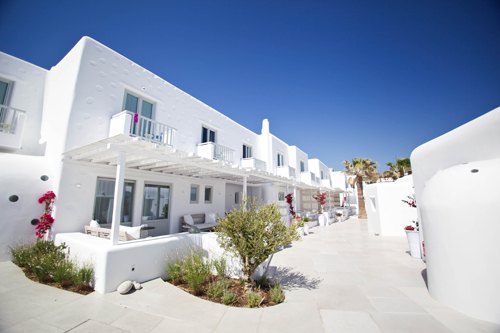 Mykonos rue maisons blanches – Le Blog de Betty