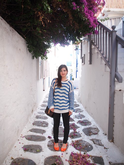 Mykonos ruelle pull raye ballerines orange – Le Blog de Betty