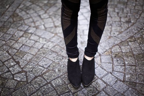 New boots bottines noires legging graphique – Le Blog de Betty