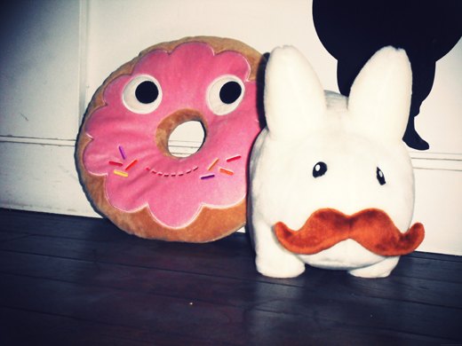 Peluche donut lapin moustache – Le Blog de Betty