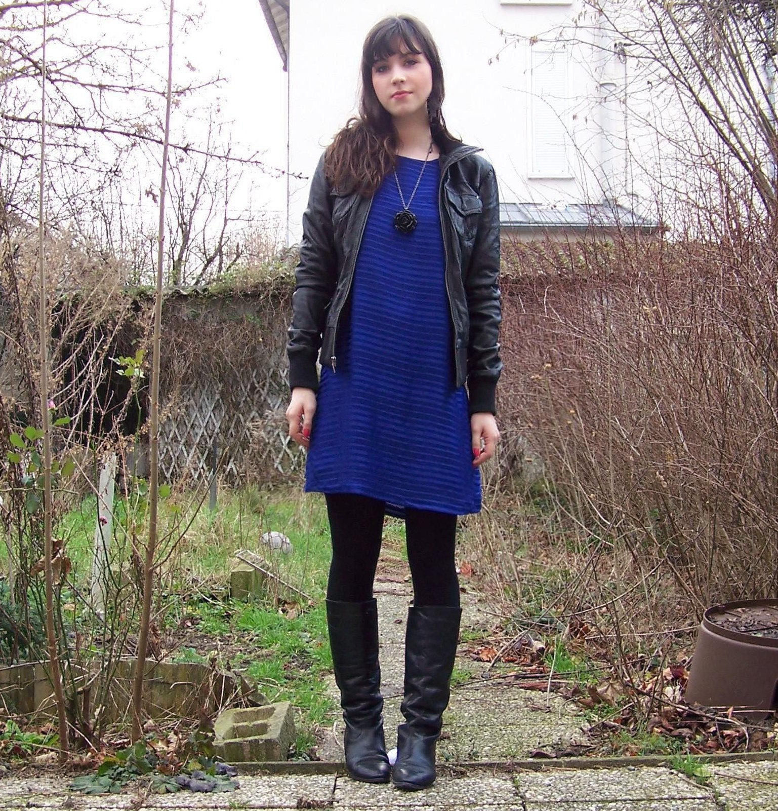 Perfecto robe bleue electrique – Le Blog de Betty