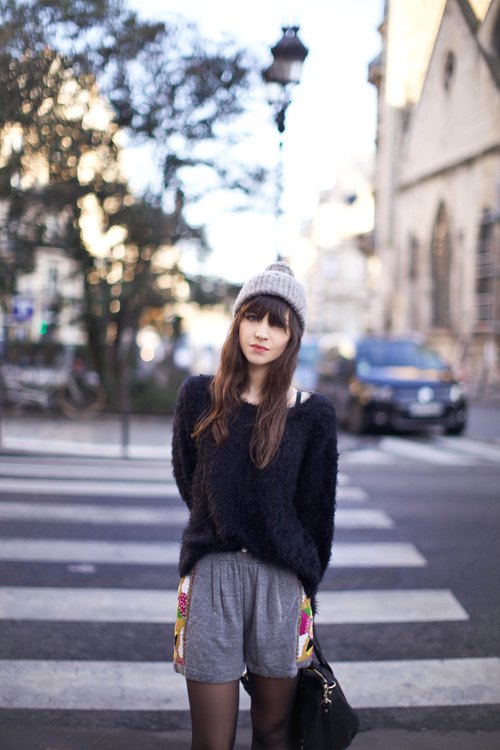 Pull mohair noir short gris rue – Le Blog de Betty