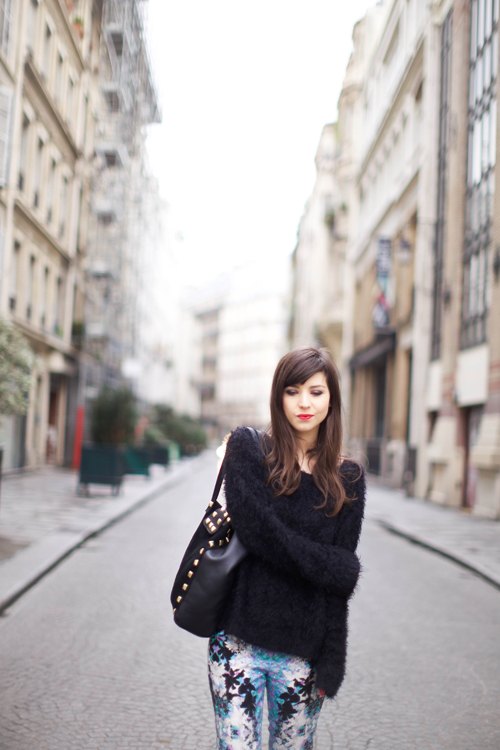 Pull noir jean imprime sac rue – Le Blog de Betty
