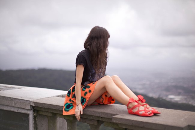 Rio corcovado assise jupe orange profil – Le Blog de Betty