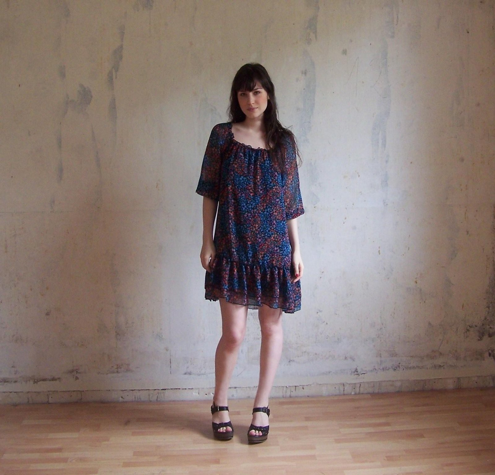 Robe fleurettes bleue – Le Blog de Betty