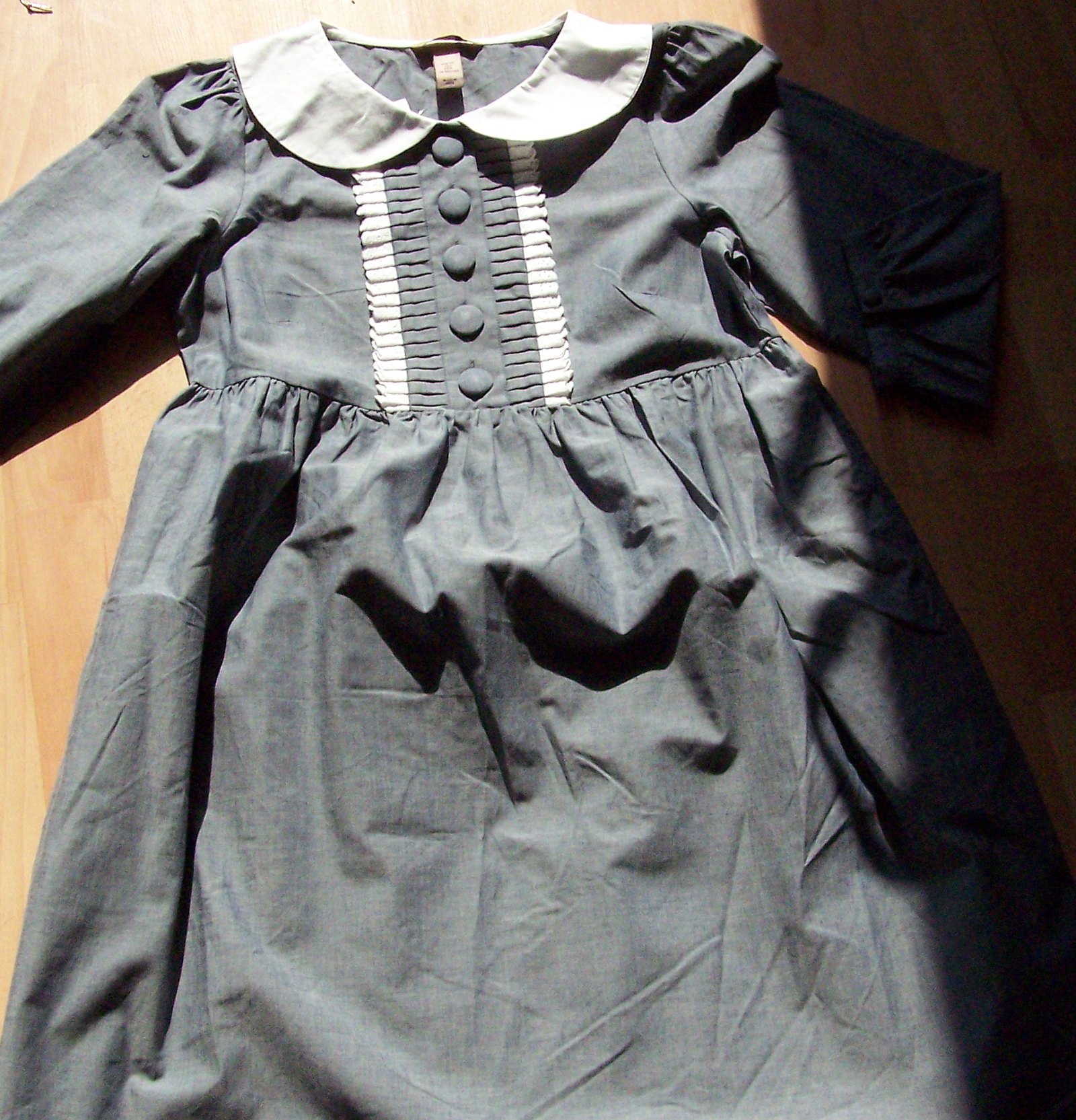 Robe grise col claudine h and m – Le Blog de Betty