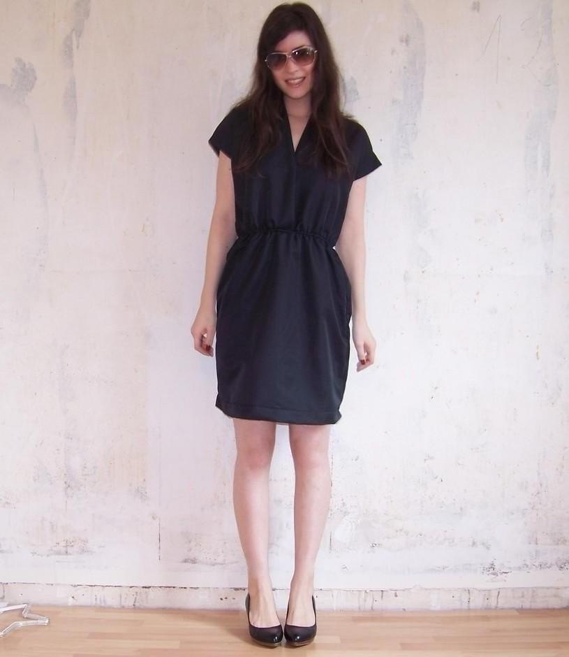 Robe parfaite noire escarpins – Le Blog de Betty