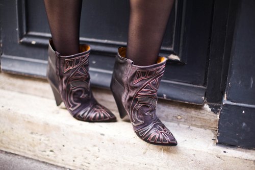 Santiags brodees violettes – Le Blog de Betty