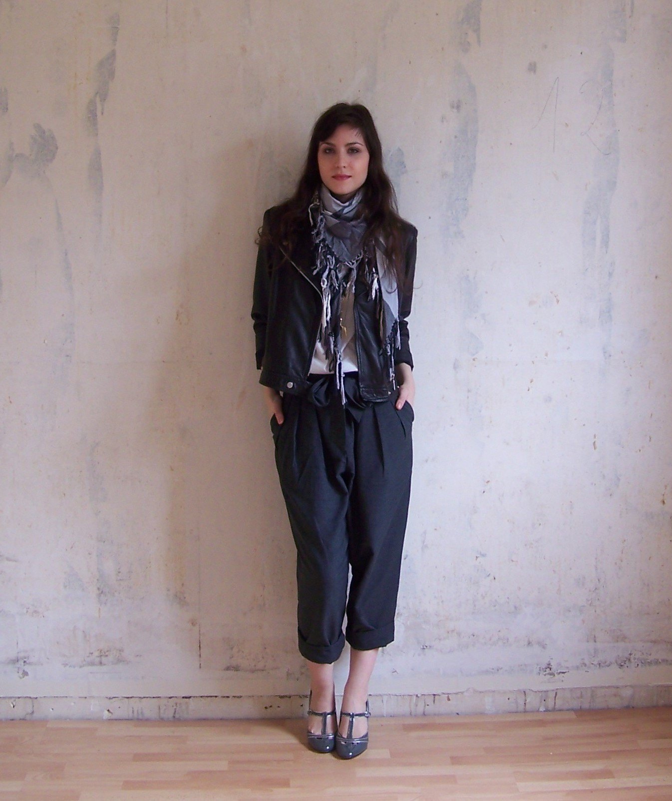 Sarouel noir gilet noir – Le Blog de Betty