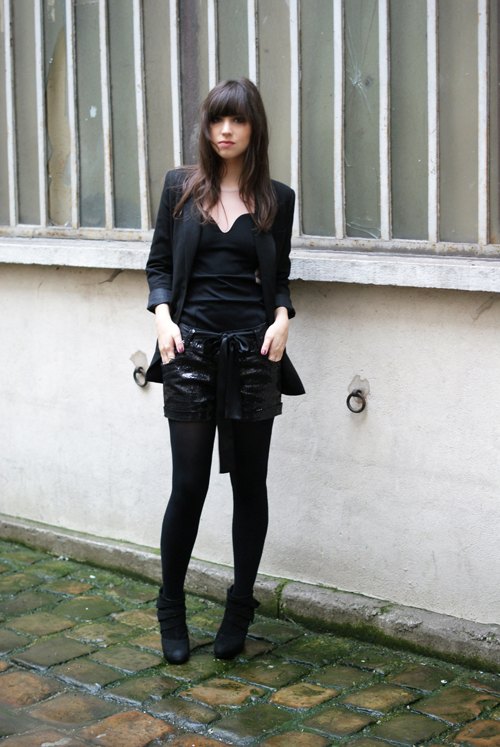 Short cuir blazer noir collants – Le Blog de Betty