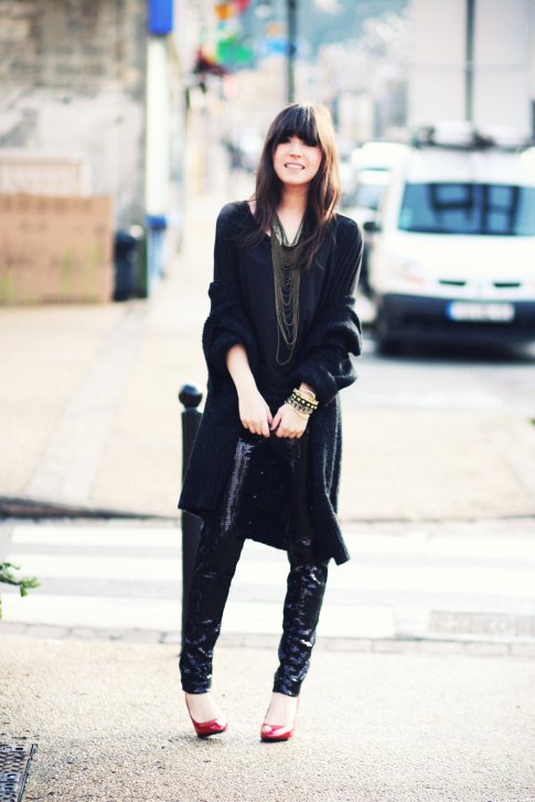 Tenue noel gilet long noir escarpins rouges – Le Blog de Betty