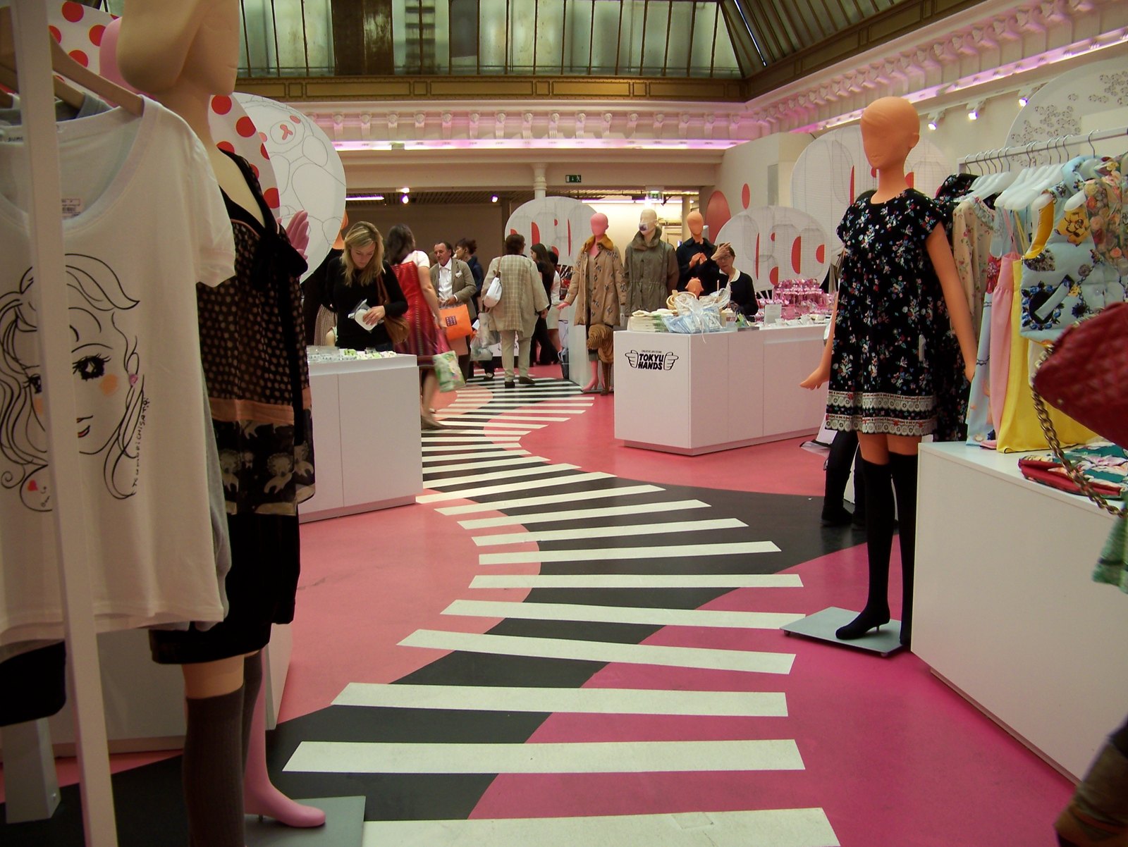 Tokyo expo boutique – Le Blog de Betty