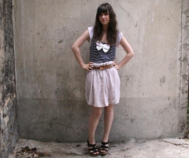 Top marin noeud jupe rose – Le Blog de Betty