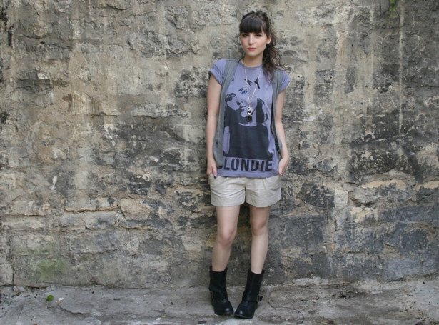 Tshirt blondie short boots – Le Blog de Betty