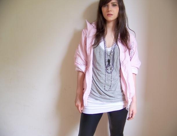 Veste rose annees 80 sautoirs legging – Le Blog de Betty