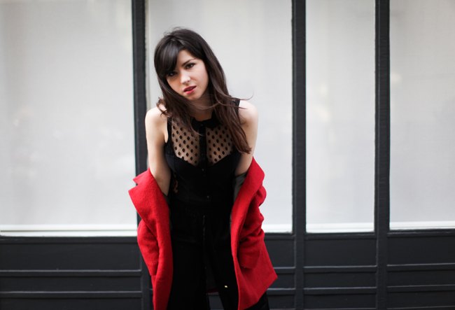 wide pants & red coat – Betty Autier – Le Blog de Betty