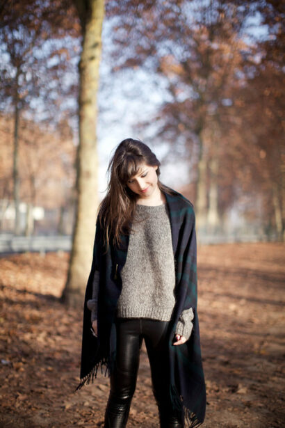 My plaid cape – Betty Autier – Le Blog de Betty