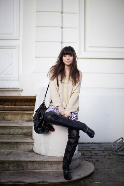 Over the knee – Betty Autier – Le Blog de Betty