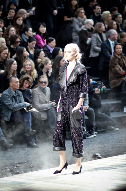 Chanel volcanic fashion show – Betty Autier – Le Blog de Betty