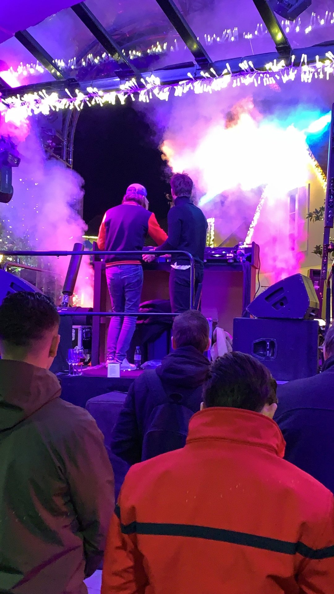 Breakbot et Irfane aux platines pour les illuminations de Noël de La Vallée Village